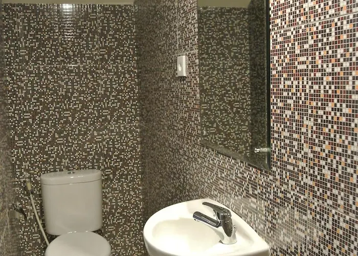 Apart-hotel Askara Townhouse 3*