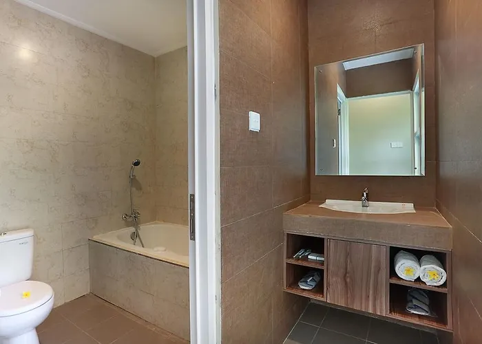Askara Townhouse Apartahotel 3*
